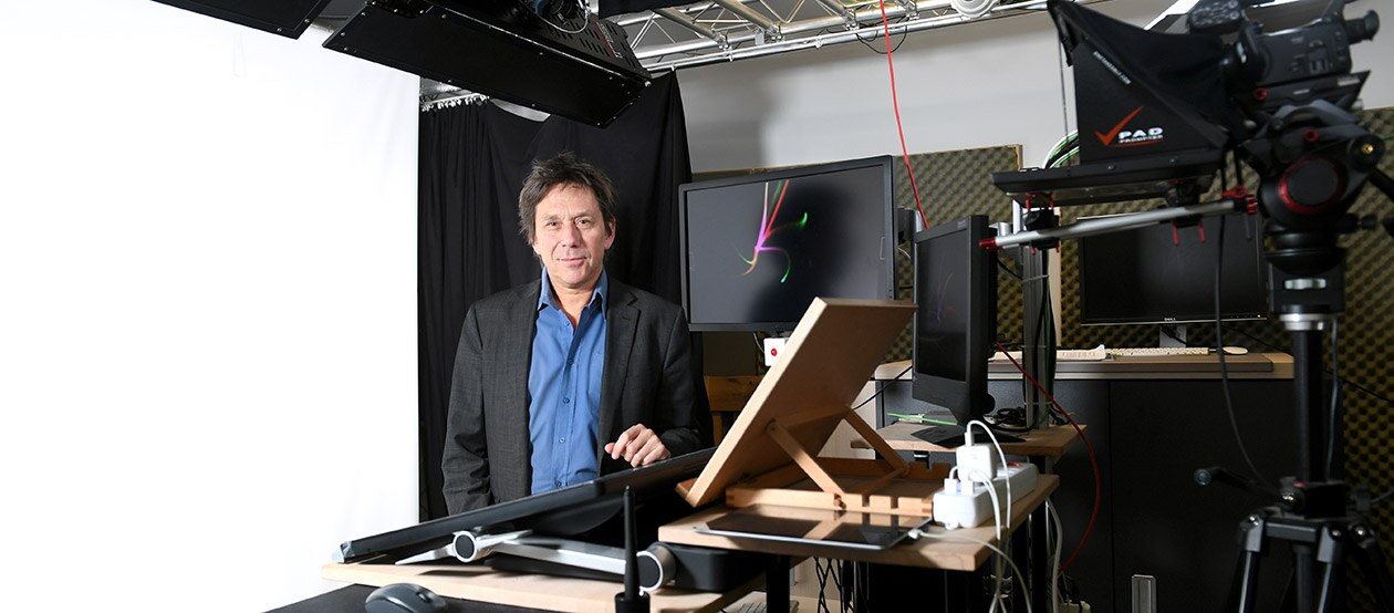 EMAG_MOOC_Pierre_Dillenbourg_01.jpg