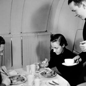 web_Popperfoto_Dîner_Pan_American_1936_151182384.jpg