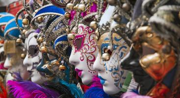 EMAG_venise_carnaval_shutterstock_183142289.jpg