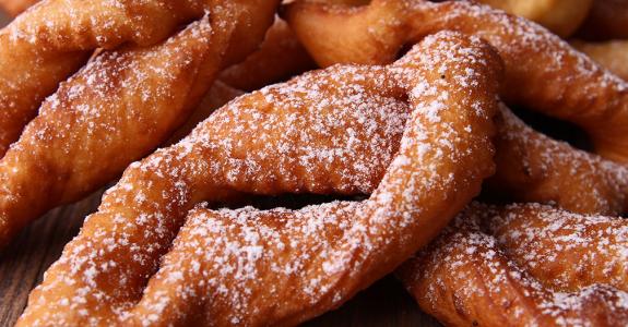 EMAG_beignet_carnaval_shutterstock_87132814.jpg