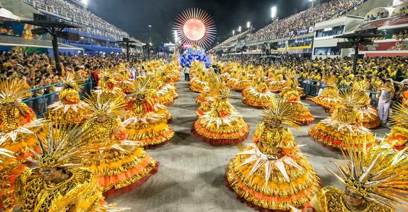 EMAG_rio_carnaval_shutterstock_373463242.jpg