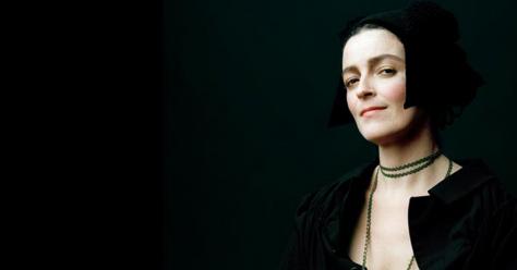 ©Katharina Lütscher_portrait_kl_02.png